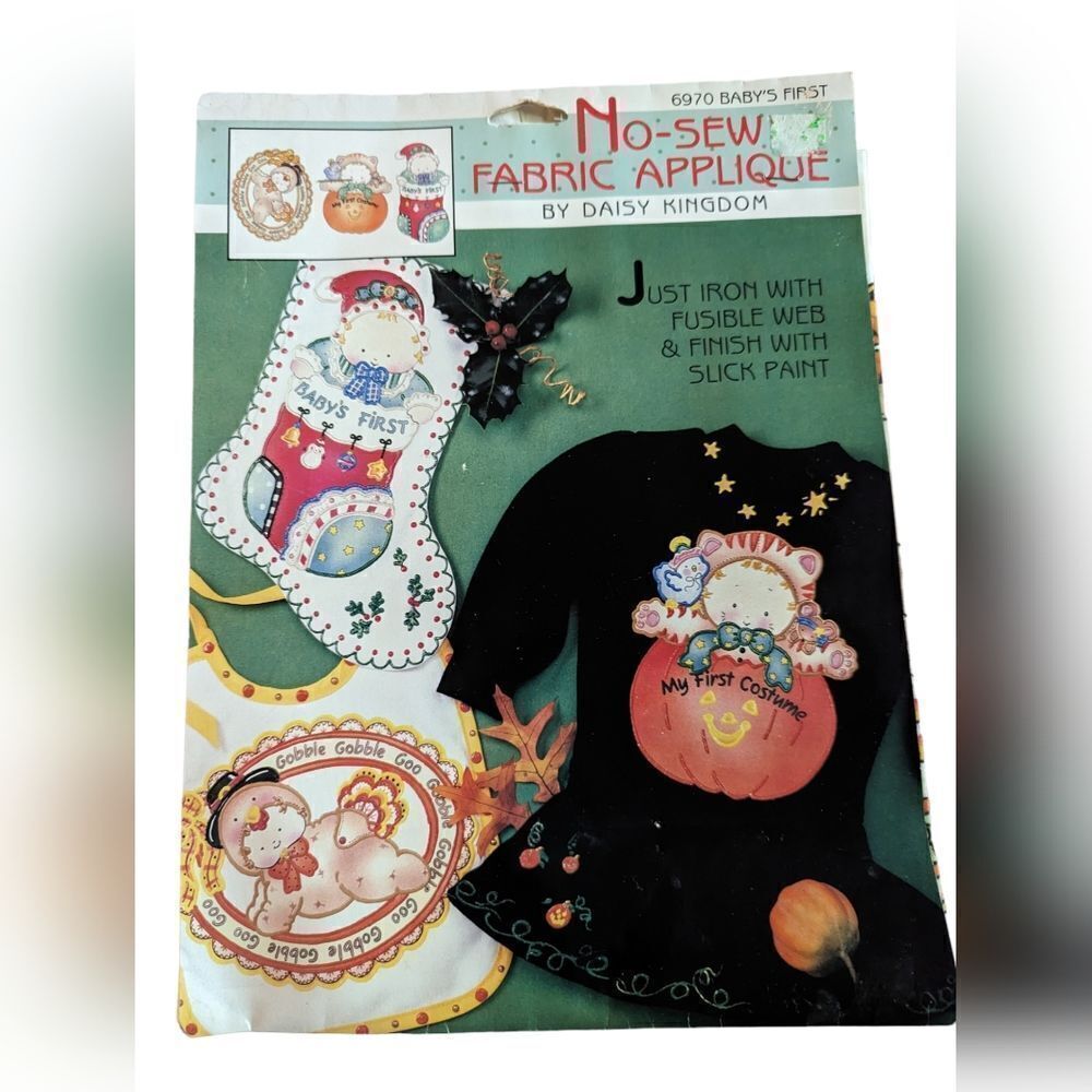 Daisy Kingdom 6970 Baby's First vintage holiday applique nip‎